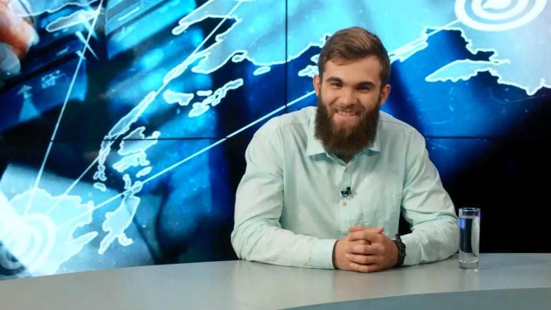 Я националист, а не фашист, – боец полка "Азов" Я националист, а не фашист, – боец полка "Азов"