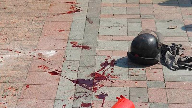 Один милиционер погиб в результате столкновений под Радой, — Кличко Один милиционер погиб в результате столкновений под Радой, — Кличко