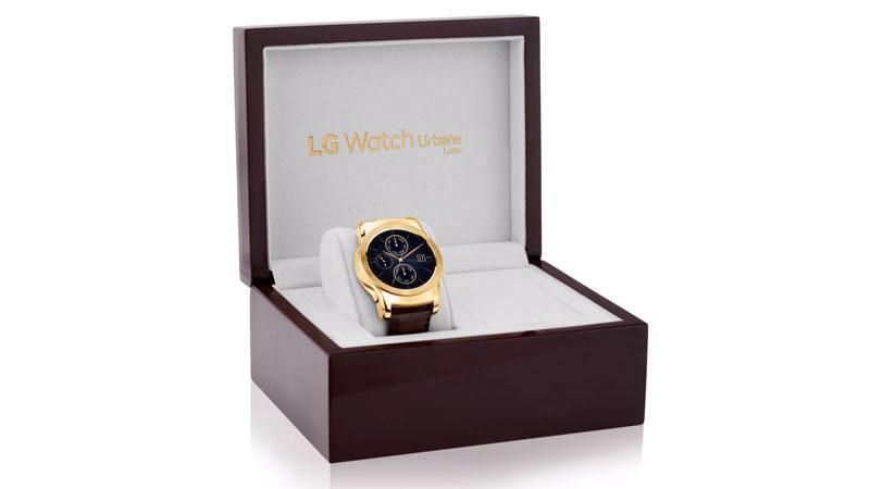 Смартфон у вигляді портсигара, літак для польотів на роботу Смартфон у вигляді портсигара, літак для польотів на роботу