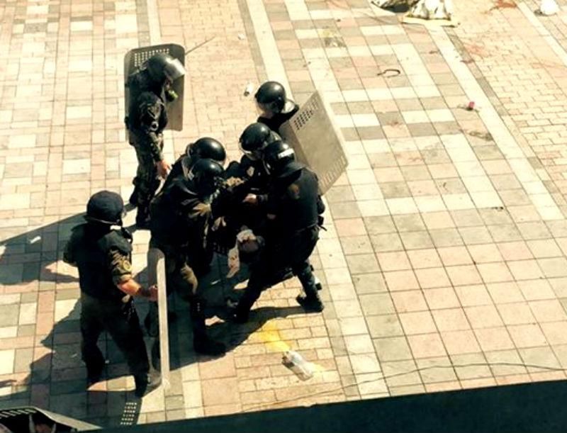 Борються за життя: з'явились нові подробиці про поранених нацгвардійців Борються за життя: з'явились нові подробиці про поранених нацгвардійців