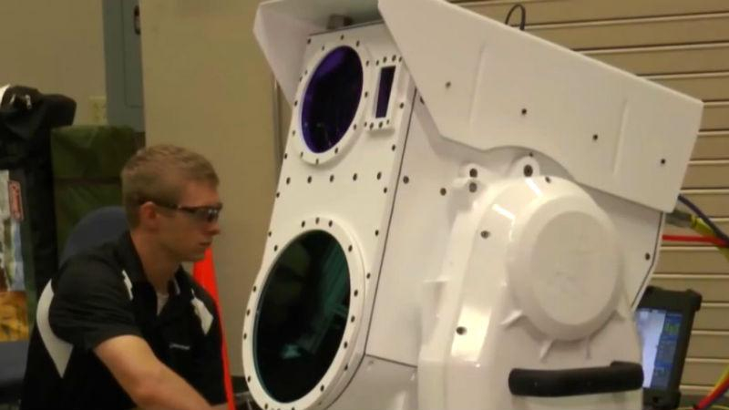 Boeing продемонстрировала переносной боевой лазер для уничтожения беспилотников