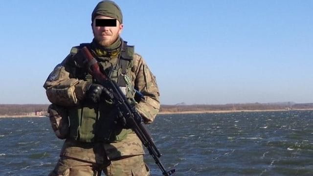 Затриманого метальника гранати знайшли на плакатах "Свободи" Затриманого метальника гранати знайшли на плакатах "Свободи"