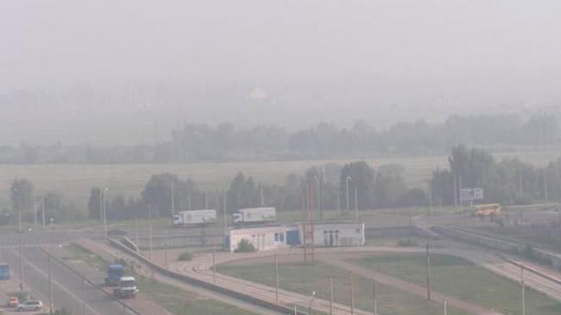 Київ прокинувся в диму: вражаючі фото Київ прокинувся в диму: вражаючі фото