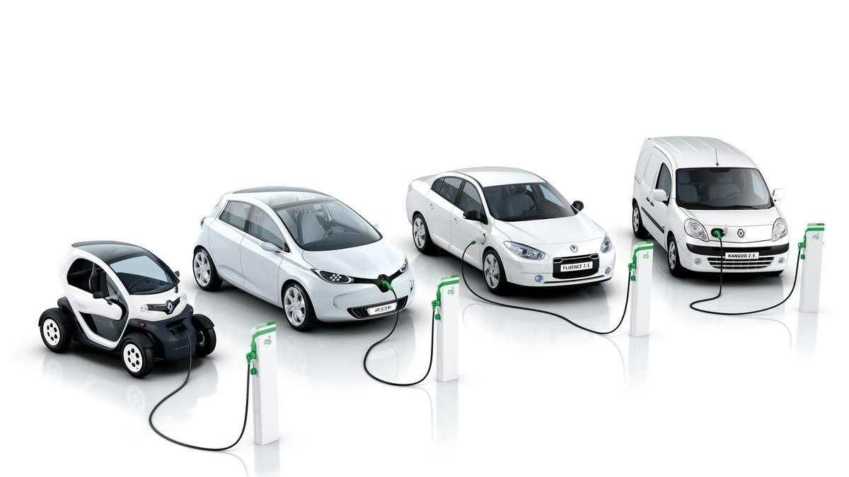 Украинцы начали скупать электромобили Украинцы начали скупать электромобили