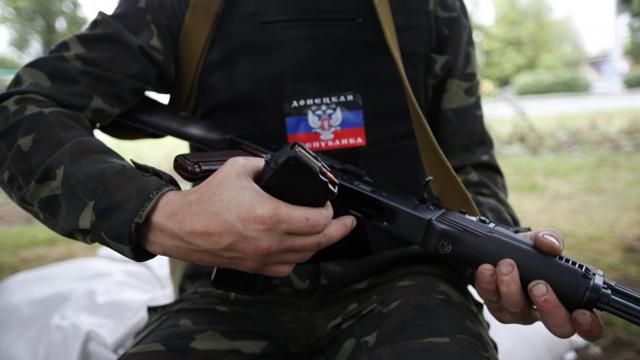 Перевороти війні не заважають: під Донецьком знову гаряче