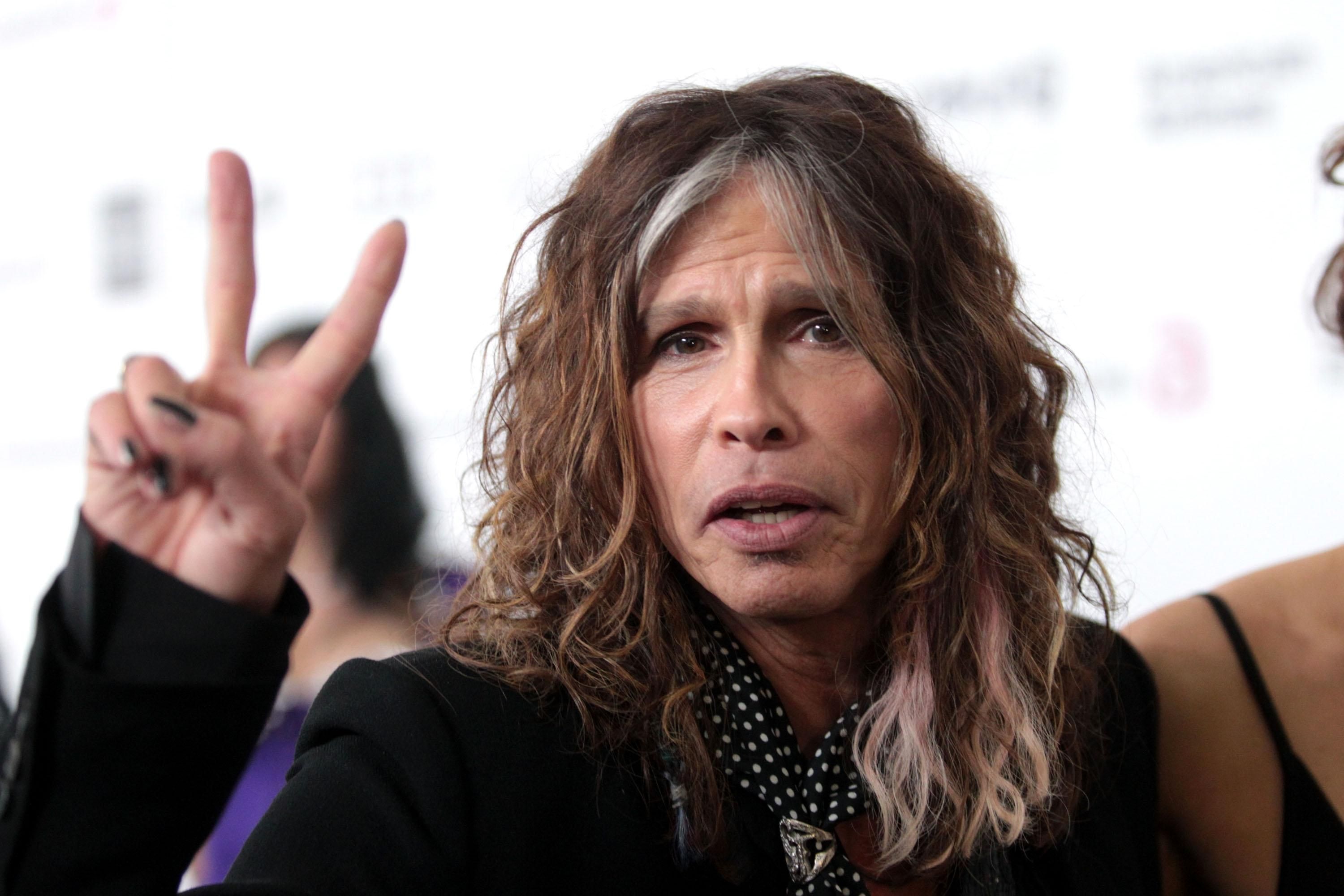 Лідер легендарного гурту Aerosmith заспівав зі звичайним вуличним музикою