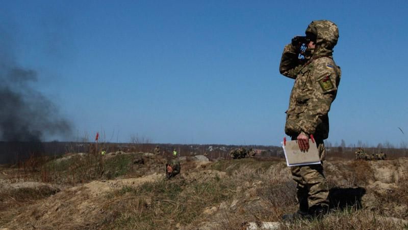 На кордоні з Кримом зникли українські військові