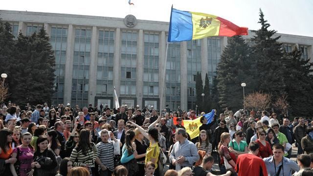 Мітингувальники у Молдові побились з поліцією