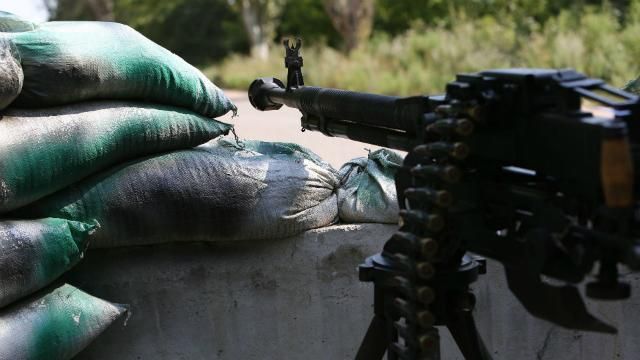 Террористы снова провоцируют: обстреляли пограничников у Марьинки