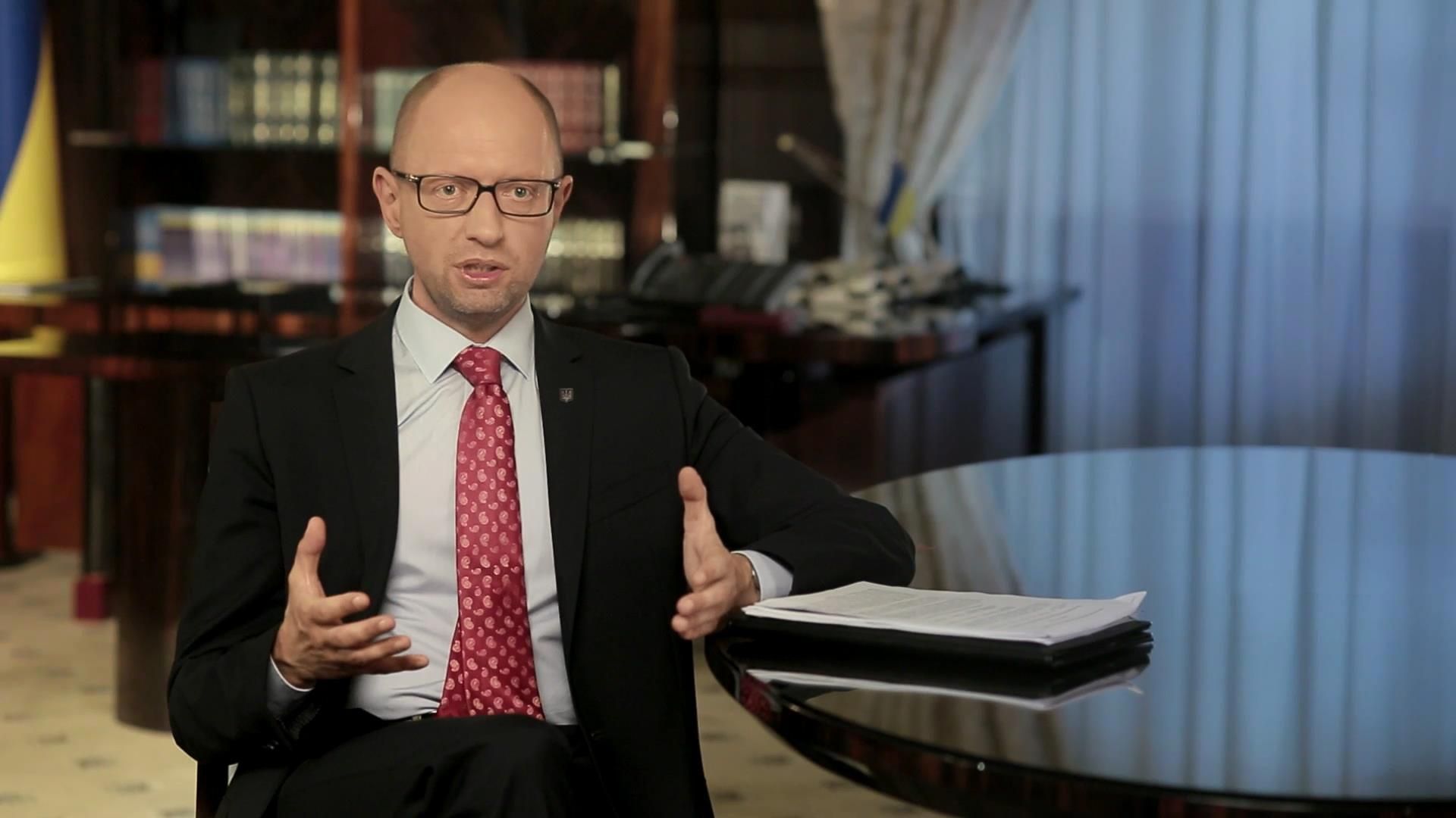 10 минут с Премьером. Яценюк рассказал о налогах 10 минут с Премьером. Яценюк рассказал о налогах