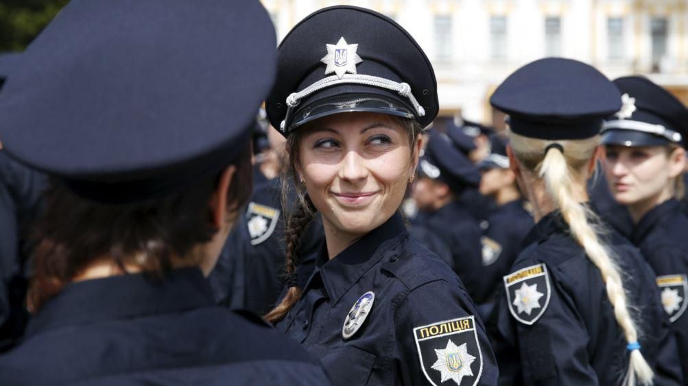 Из рядов патрульной полиции Киева уволено уже более десятка человек, — СМИ