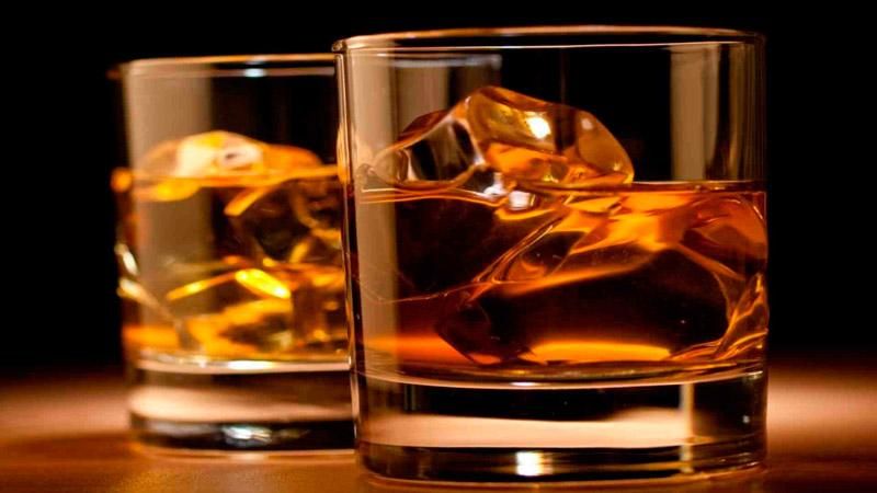 На Землю привезли незвичне віскі з космосу На Землю привезли незвичне віскі з космосу