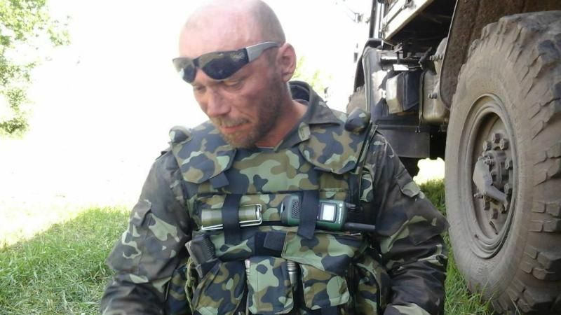 Водитель высадил из маршрутки участника АТО. Пассажиры молча наблюдали Водитель высадил из маршрутки участника АТО. Пассажиры молча наблюдали