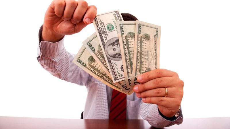 Банкира подозревают в хищении миллиарда гривен Банкира подозревают в хищении миллиарда гривен