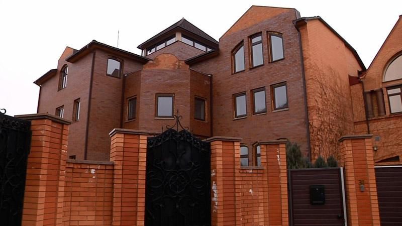 Особняк Януковича виставлений на продаж Особняк Януковича виставлений на продаж