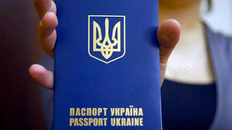 Безвізовий режим: у грудні Єврокомісія виступить зі звітом Безвізовий режим: у грудні Єврокомісія виступить зі звітом