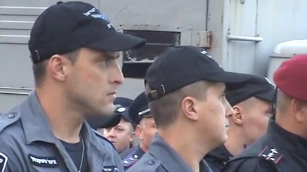 В Умань приехали израильские полицейские — помочь решать конфликты с хасидами В Умань приехали израильские полицейские — помочь решать конфликты с хасидами