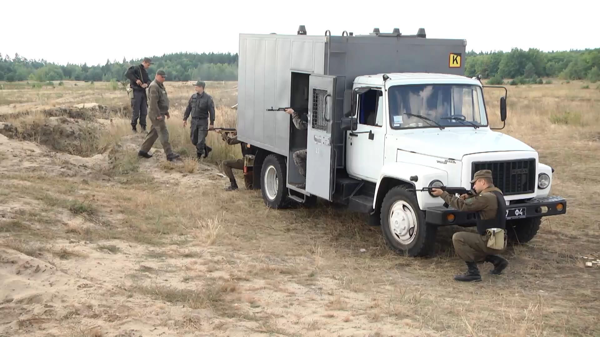 Як ветерани АТО передають досвід молодим нацгвардійцям Як ветерани АТО передають досвід молодим нацгвардійцям