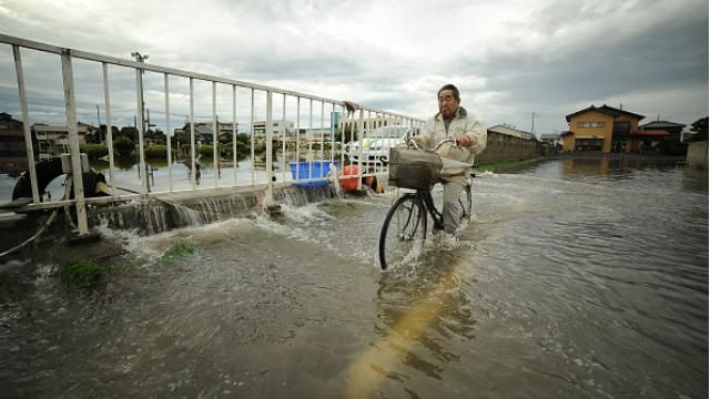 Сила воды: впечатляющие последствия бедствия в Японии Сила воды: впечатляющие последствия бедствия в Японии