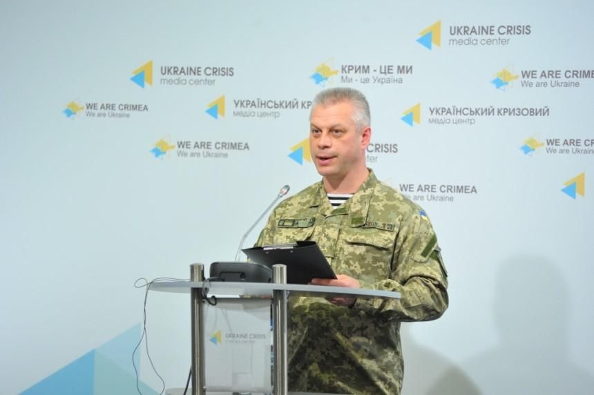 В Луганской области двое военных подорвались на мине В Луганской области двое военных подорвались на мине