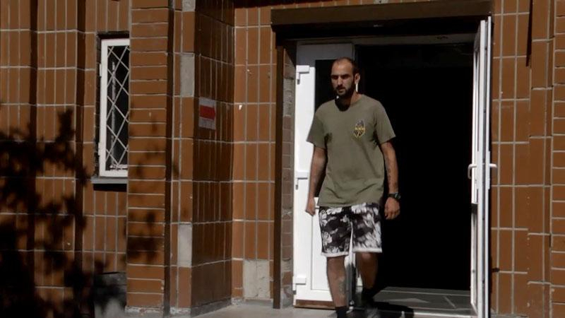 После тяжелого ранения боец рвется на фронт