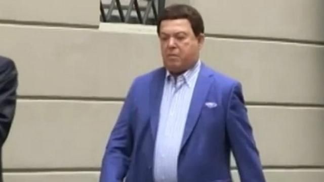 Кобзон отметил день рождения в Милане: закупался в дорогих бутиках Кобзон отметил день рождения в Милане: закупался в дорогих бутиках