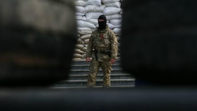 Российские военные на Донбассе подражают боевикам "Исламского государства"