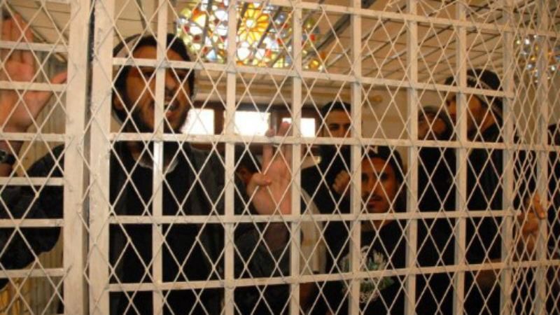 Бойовики звільнили понад 300 оскаженілих в'язнів з афганської тюрми: є постраждалі