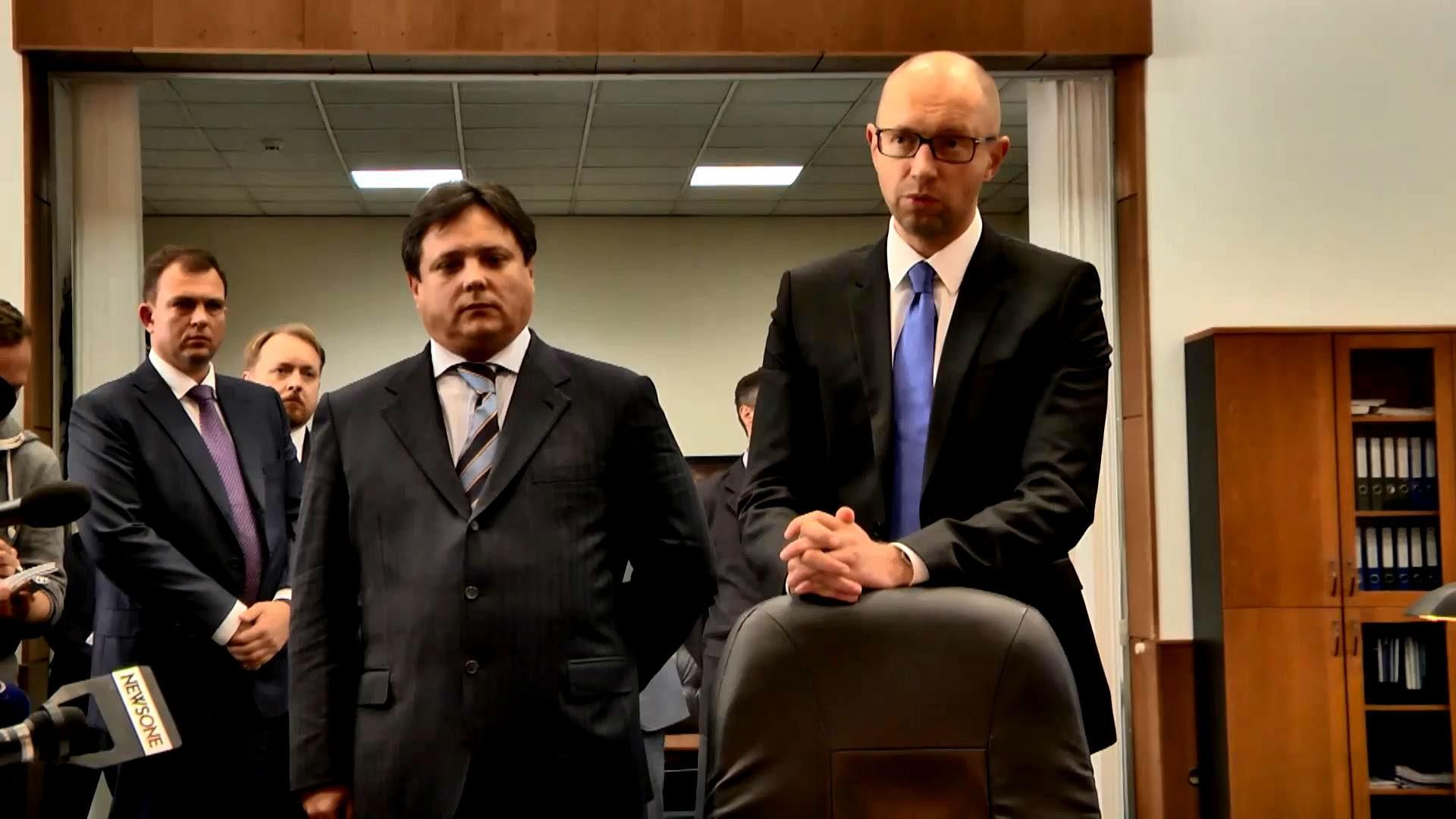 Яценюк назвав винного в тому, що Україна залишилась без вугілля Яценюк назвав винного в тому, що Україна залишилась без вугілля