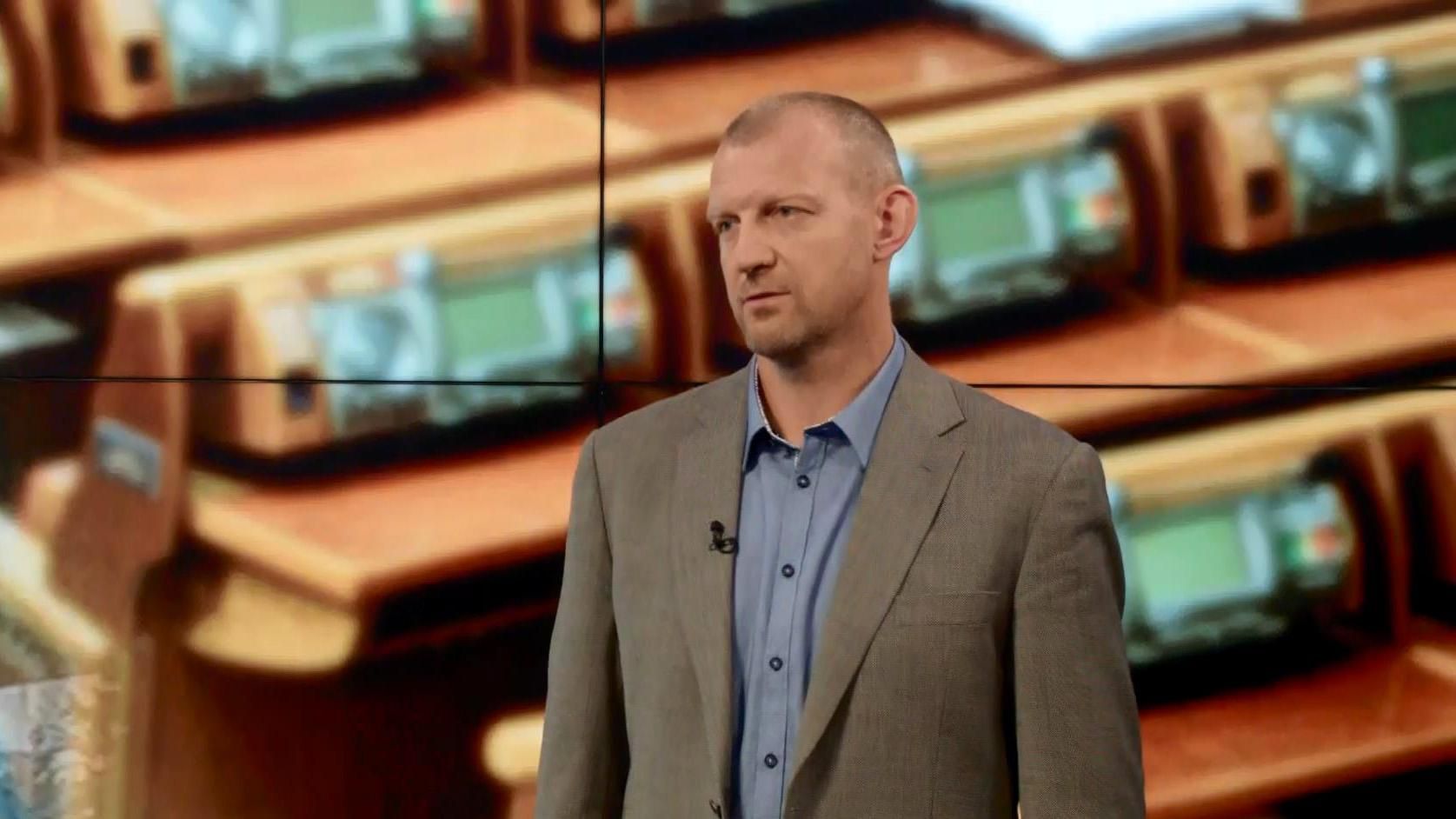 Тетерук озвучил имена чиновников, которых могут уволить Тетерук озвучил имена чиновников, которых могут уволить