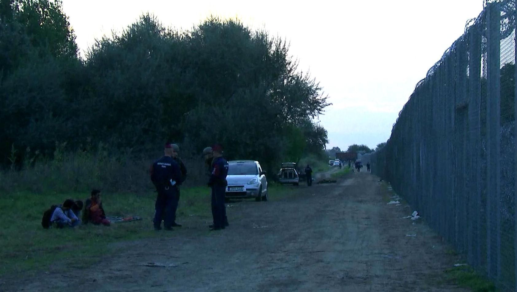 Угорська влада арештувала перших мігрантів Угорська влада арештувала перших мігрантів