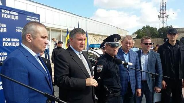 Міліціонерів у нову поліцію "за старі заслуги" не братимуть Міліціонерів у нову поліцію "за старі заслуги" не братимуть