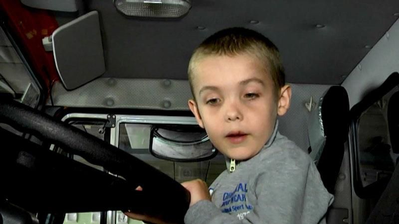 Важкохворому хлопчику зробили незабутній подарунок Важкохворому хлопчику зробили незабутній подарунок