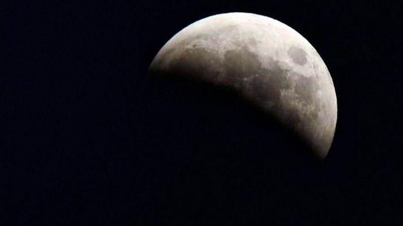 Луна снова удивит удивительным явлением Луна снова удивит удивительным явлением