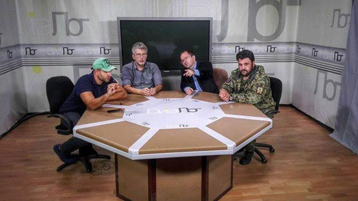 Известный украинский телеведущий удивил поездкой к боевикам "ДНР"