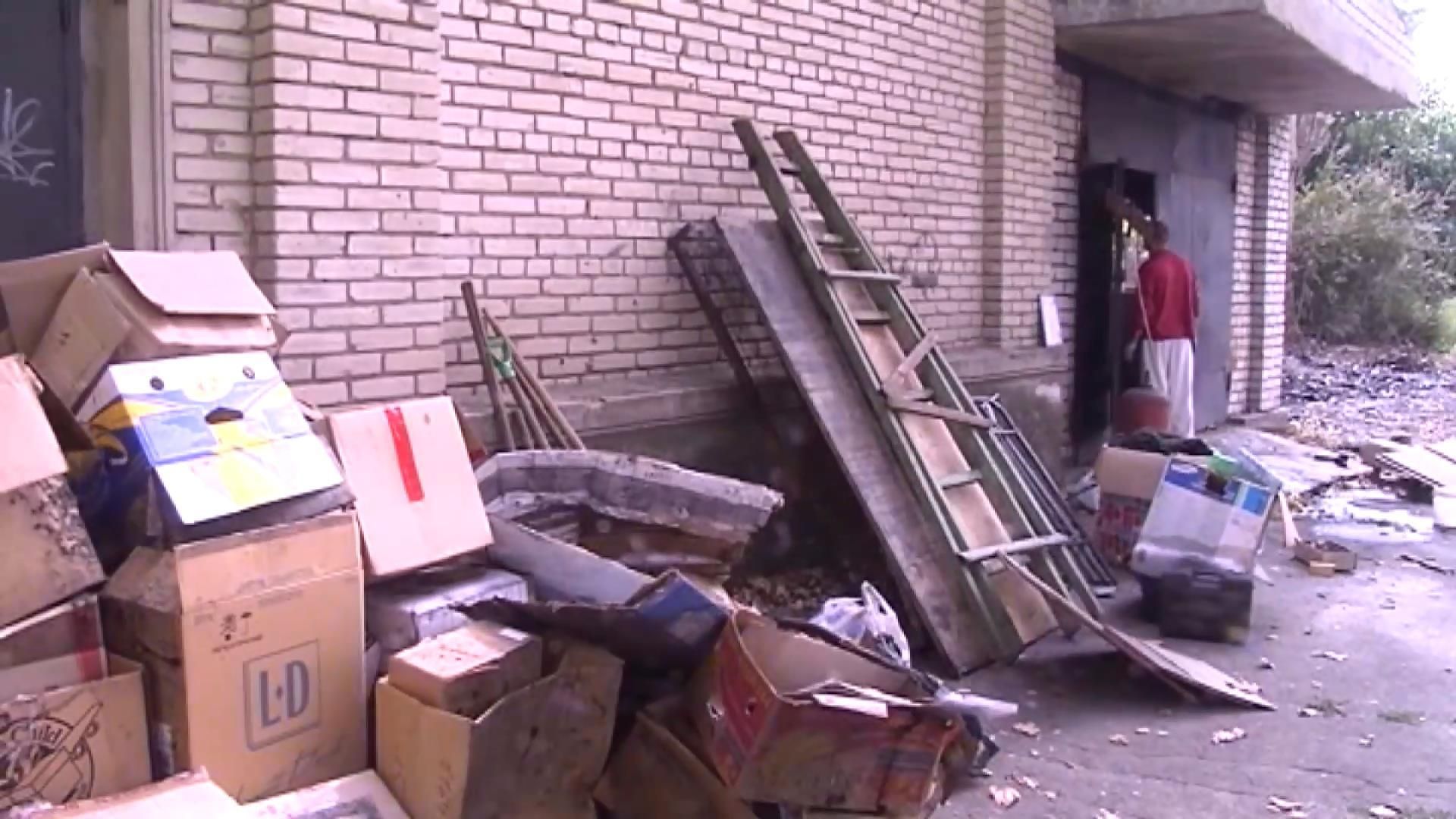 Ще одне приміщення волонтерів постраждало від рук зловмисників Ще одне приміщення волонтерів постраждало від рук зловмисників