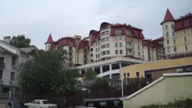 Квадратні метри Наливайченка: як дарували елітну нерухомість екс-голові СБУ Квадратні метри Наливайченка: як дарували елітну нерухомість екс-голові СБУ