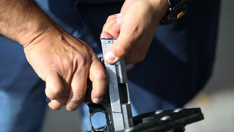 Перегони на авто закінчились кривавою стріляниною Перегони на авто закінчились кривавою стріляниною