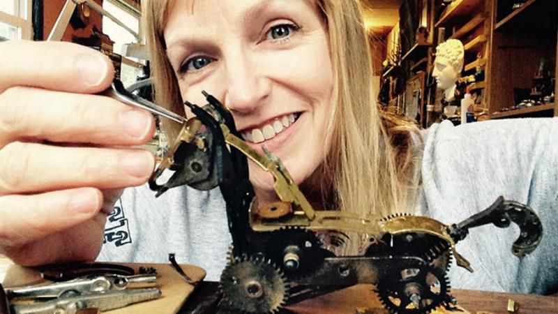 Залізні монстрики: нове життя для старих годинників Залізні монстрики: нове життя для старих годинників