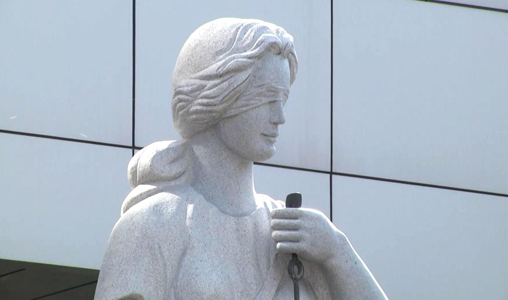 Под люстрацию не попал ни один судья со времен Майдана Под люстрацию не попал ни один судья со времен Майдана