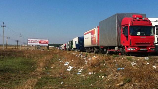 У МВС розповіли про ситуацію на в'їздах до Криму У МВС розповіли про ситуацію на в'їздах до Криму