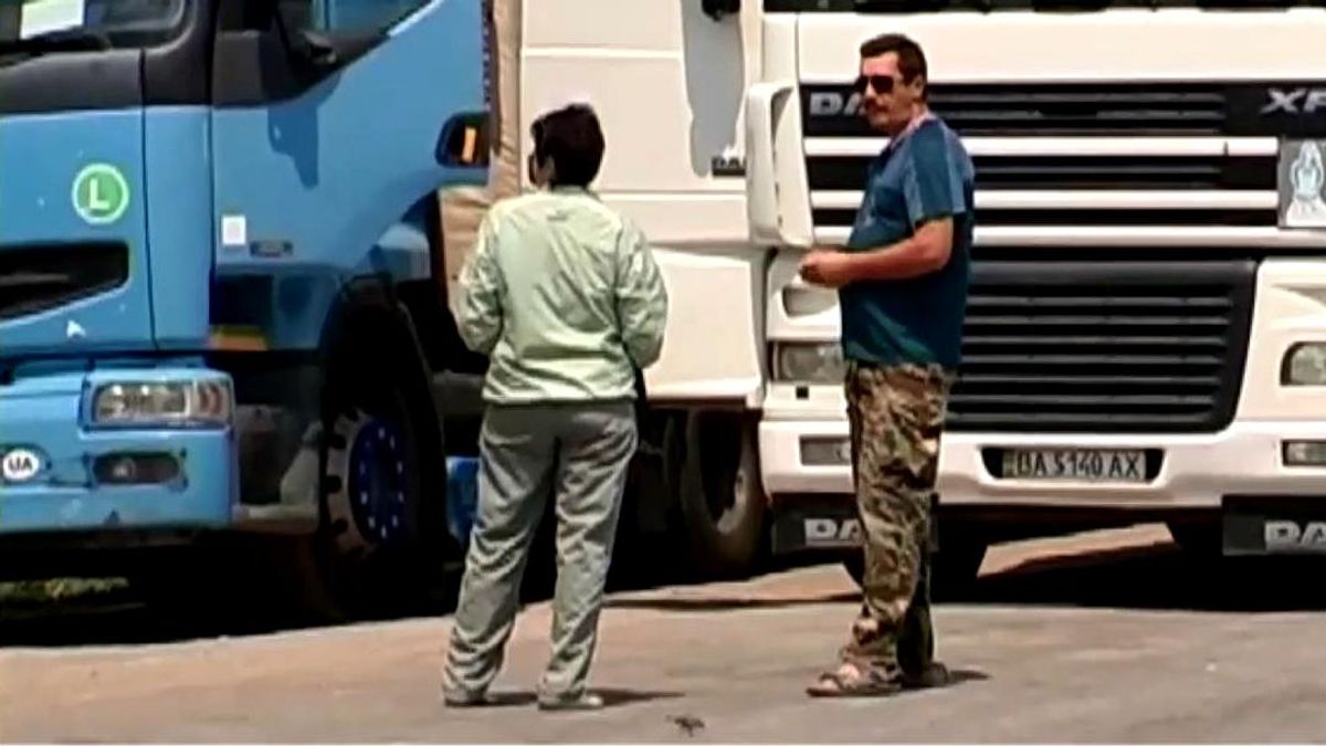 Перевозчики делают вид, что не знали о блокаде Крыма Перевозчики делают вид, что не знали о блокаде Крыма