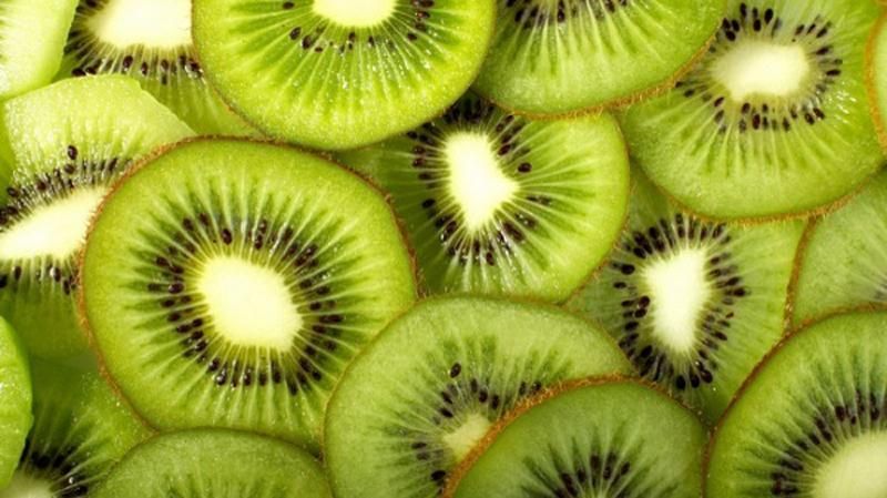 Россияне едят белорусские ... киви Россияне едят белорусские ... киви