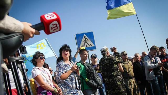 Держава має підтримати активістів, які блокують Крим, — нардеп