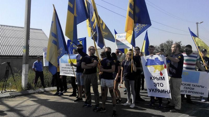 Второй "фронт". Одесситы заблокировали дорогу на Приднестровье Второй "фронт". Одесситы заблокировали дорогу на Приднестровье