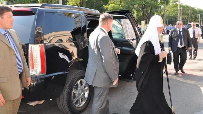 Патриарх Кирилл "благословил" антироссийские санкции Патриарх Кирилл "благословил" антироссийские санкции