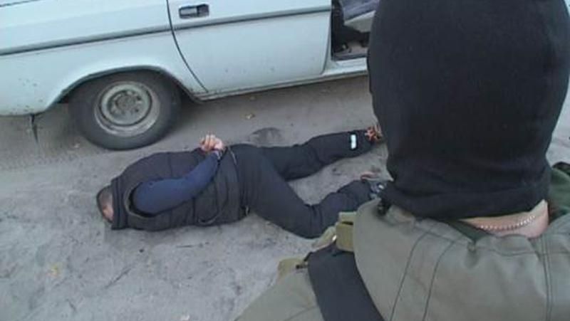 Диверсанти з "ЛНР" ледь не підірвали міст у Дніпропетровську Диверсанти з "ЛНР" ледь не підірвали міст у Дніпропетровську