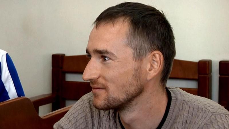 На скамье подсудимых оказался боец с медалью, который прошел Иловайск На скамье подсудимых оказался боец с медалью, который прошел Иловайск