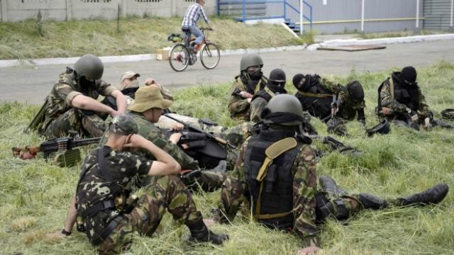 Террористы изменили тактику: теперь стреляют между собой Террористы изменили тактику: теперь стреляют между собой