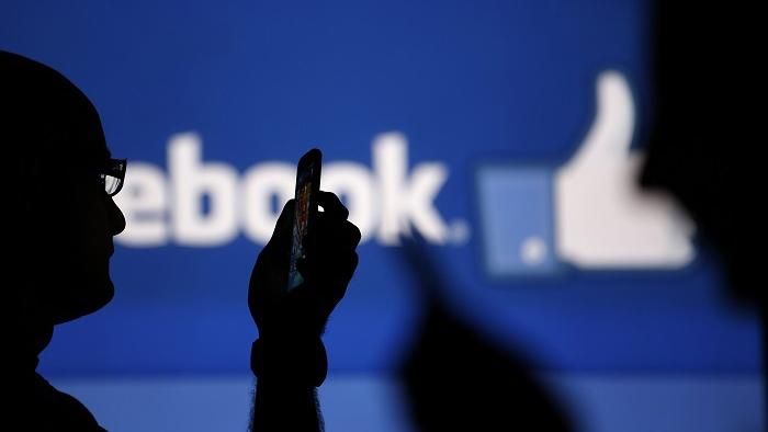 Facebook хоче відстежувати користувачів через камеру